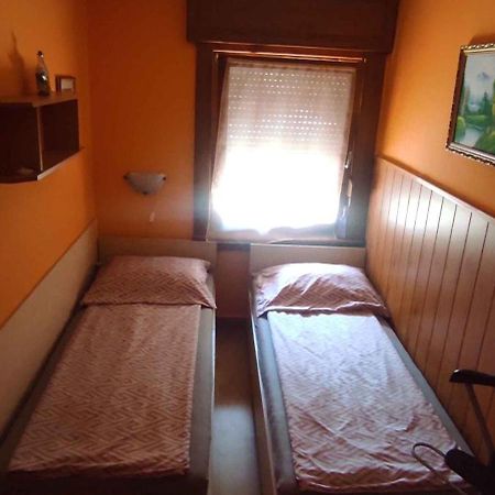 Holiday Home In Balatonkeresztur 34529 外观 照片