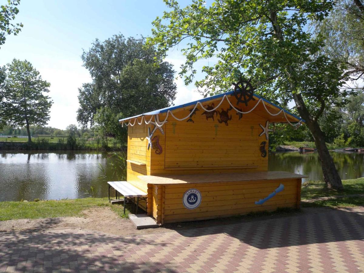 Holiday Home In Balatonkeresztur 34529 外观 照片