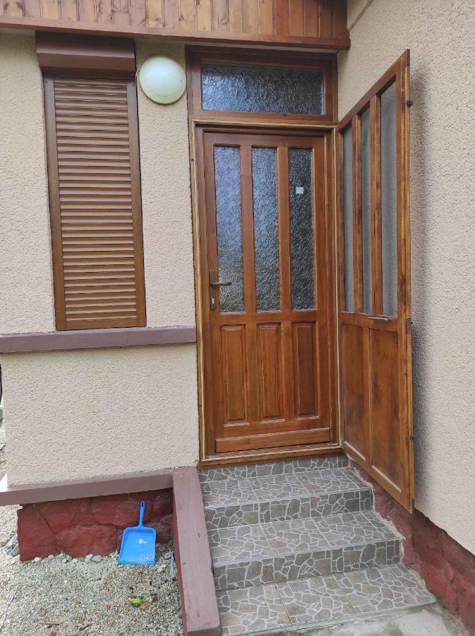 Holiday Home In Balatonkeresztur 34529 外观 照片